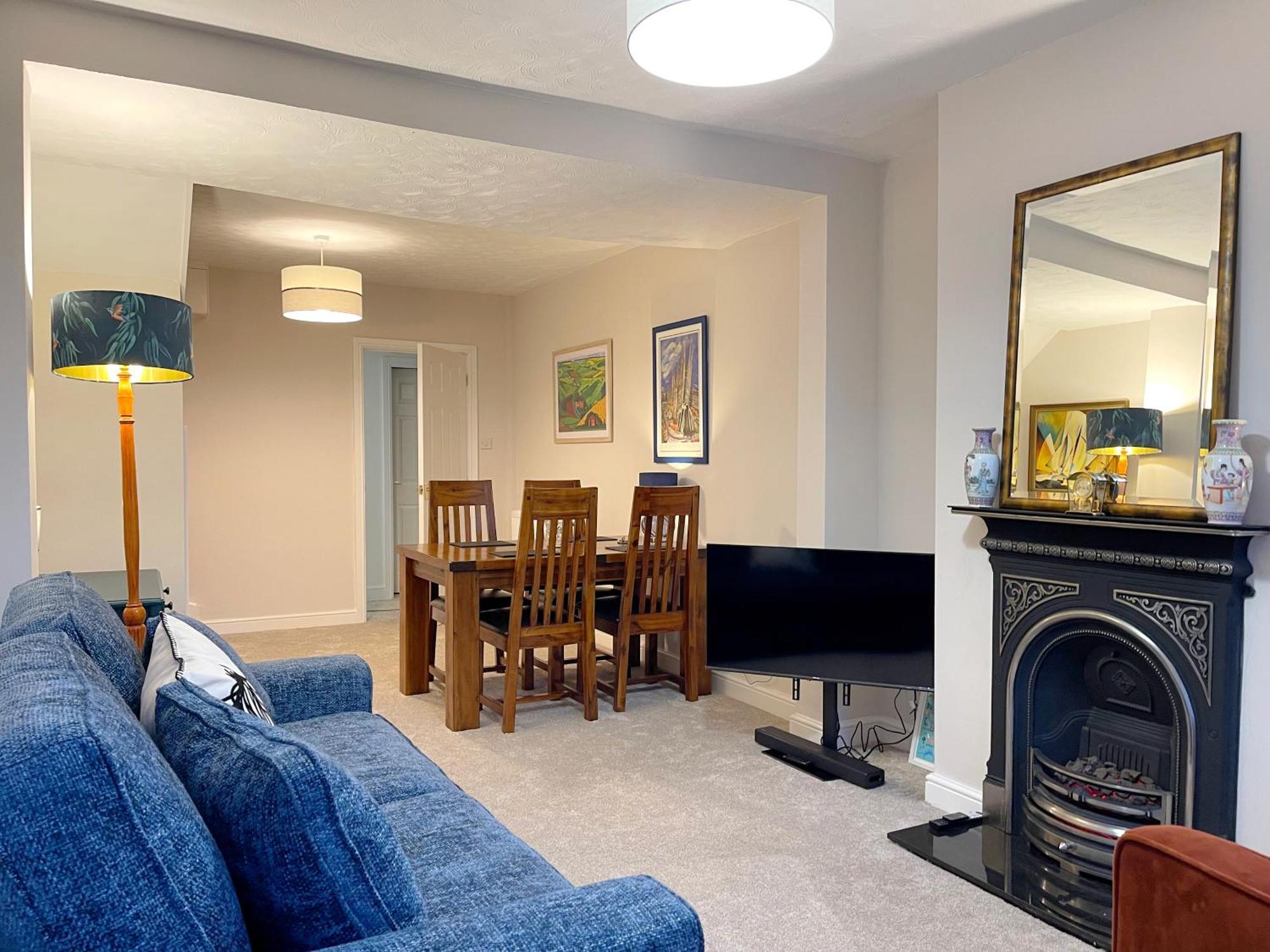 Stylish Cottage In Vibrant Riverside Village North Ferriby Buitenkant foto