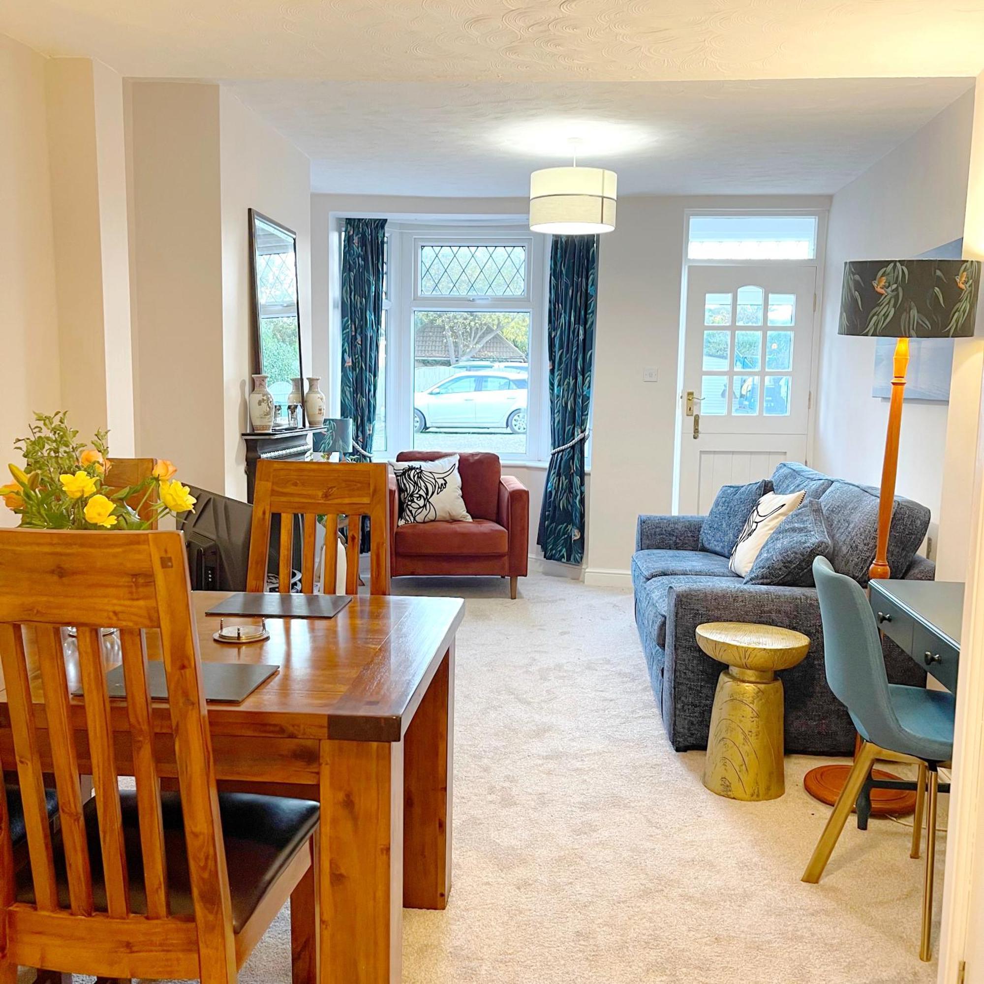 Stylish Cottage In Vibrant Riverside Village North Ferriby Buitenkant foto